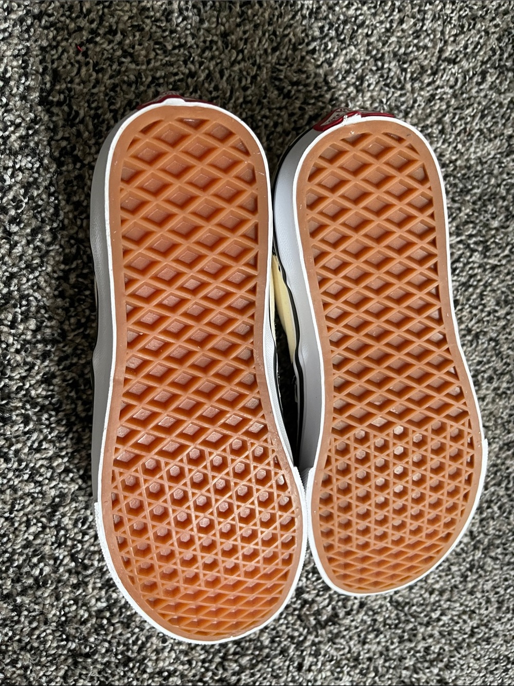Vans - Picture 4 of 6